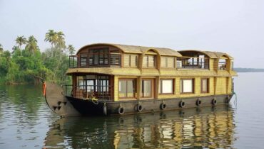 luxury houseboat alleppey kumarakom