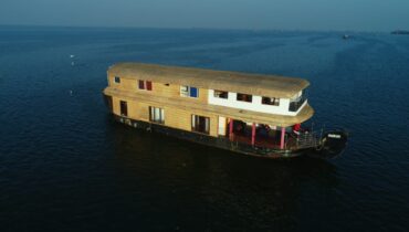Houseboat rates in kumarakom