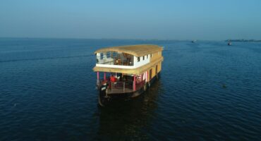 Best houseboats in Kumarakom