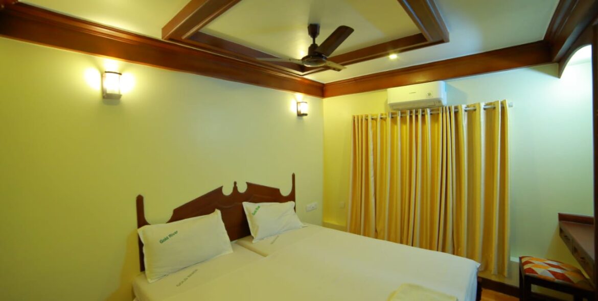 5 Bedroom houseboat in Alappuzha